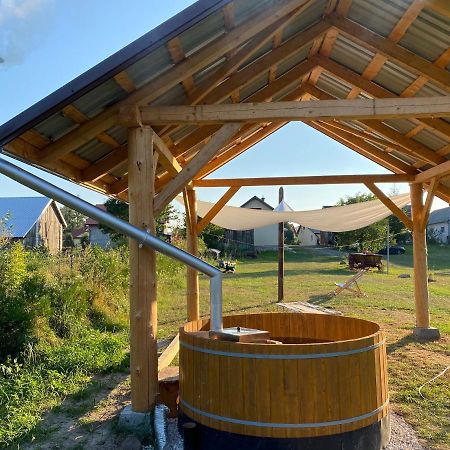 Stawiska Nad Tanwia Villa Jedrzejowka ภายนอก รูปภาพ
